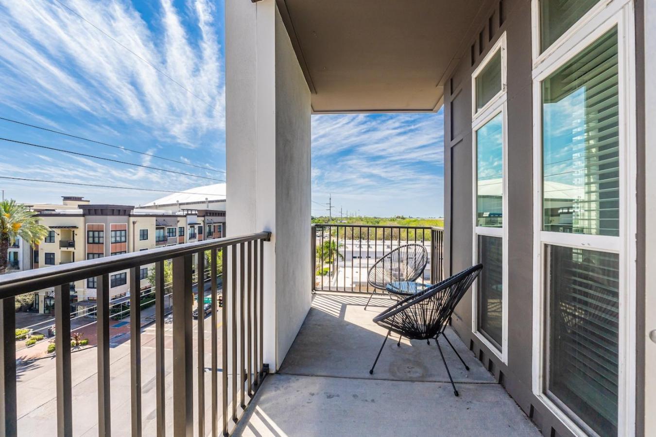Central Avenue 2 Bed Mins From Tropicana Field Сейнт Питърсбърг Екстериор снимка