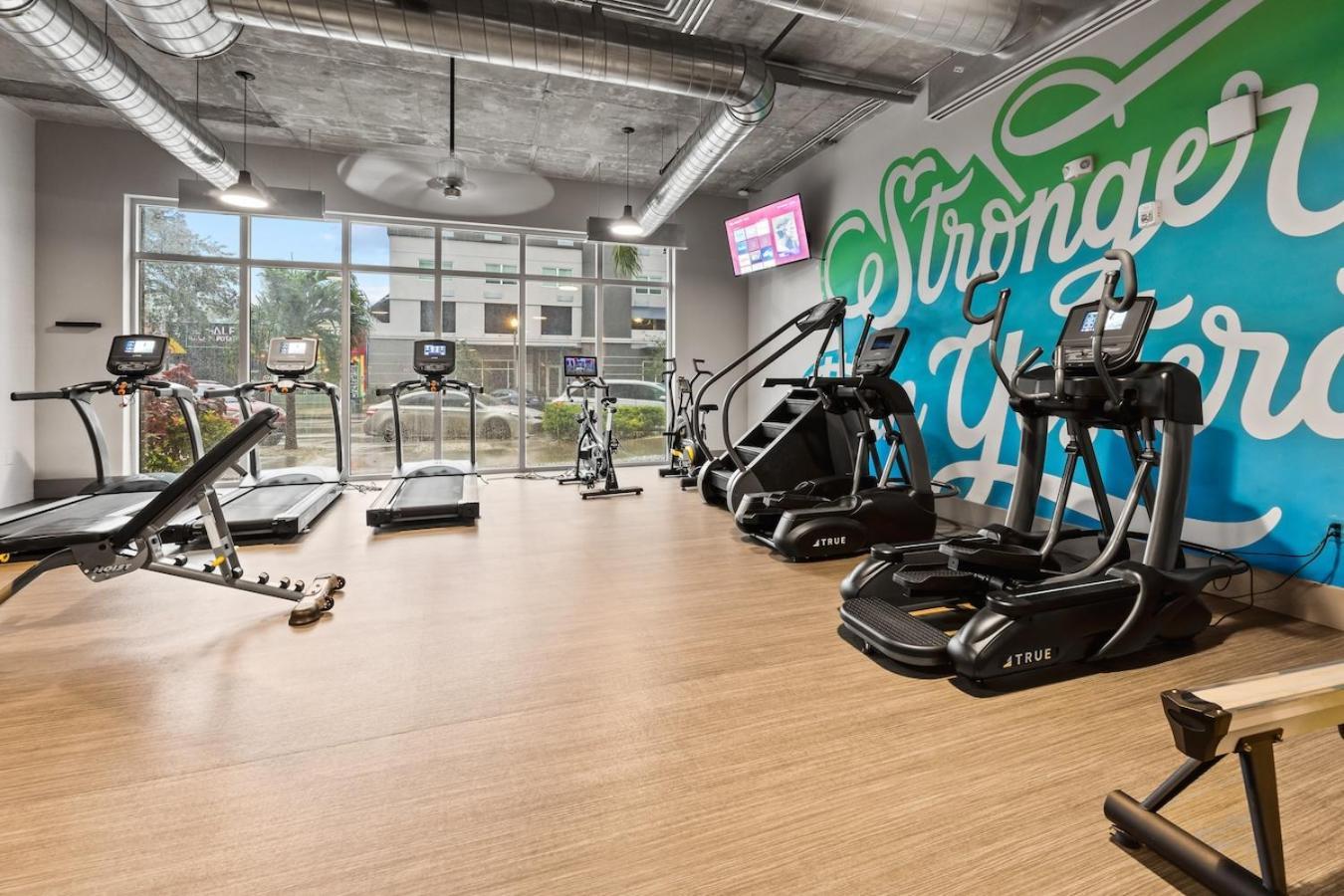 Central Avenue 2 Bed Mins From Tropicana Field Сейнт Питърсбърг Екстериор снимка