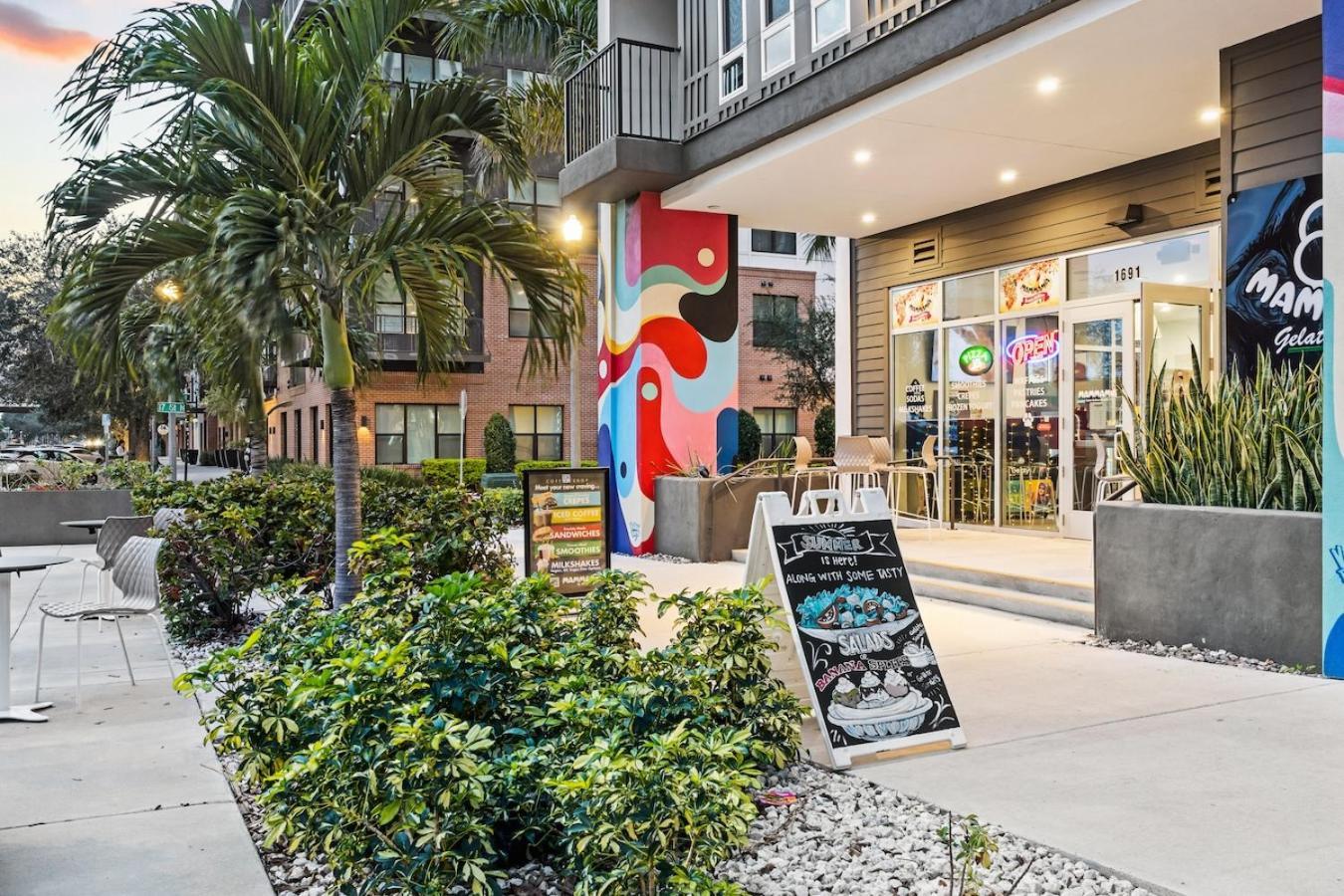 Central Avenue 2 Bed Mins From Tropicana Field Сейнт Питърсбърг Екстериор снимка